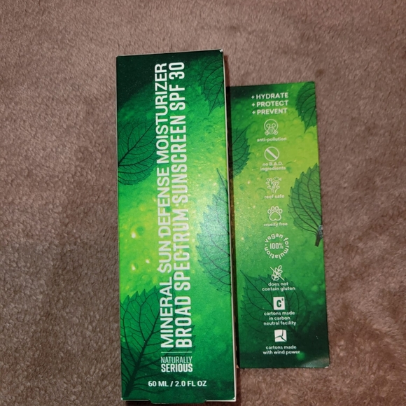 Naturally Serious Mineral Sun Defense Moisturizer Broad Spectrum Sunscre… - Picture 2 of 2